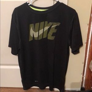 Nike dri fit t shirt